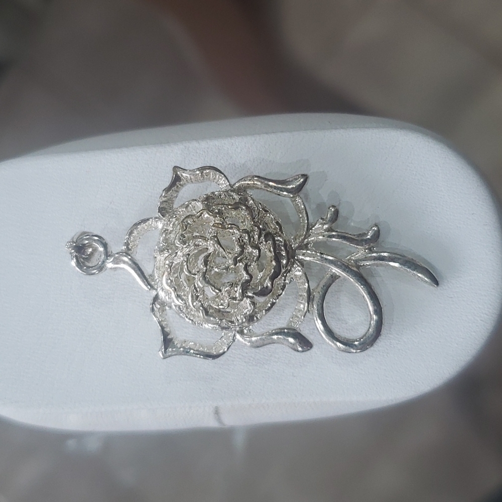 🌼 Pedant only stamped 925